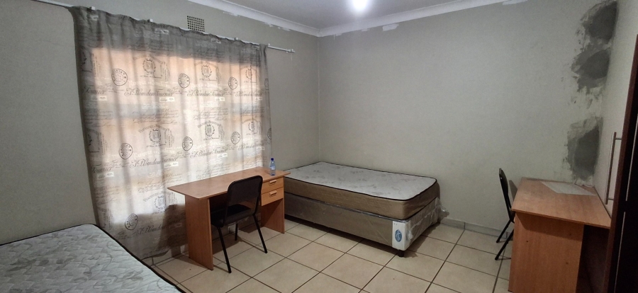 5 Bedroom Property for Sale in Universitas Free State
